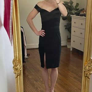 Lulus Glam Black Off the Shoulder Bodycon Dress